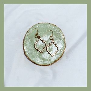 3/$30 EARRING BUNDLES! Gorgeous Pale Gold Dangly Earrings